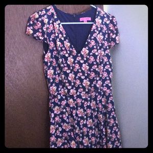 Betsy Johnson dress 👗